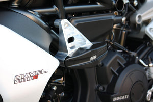 1505040-D35-SH | GSG-MOTOTECHNIK | Streetline crash pad set | Ducati Diavel 1260/S 2019-2021